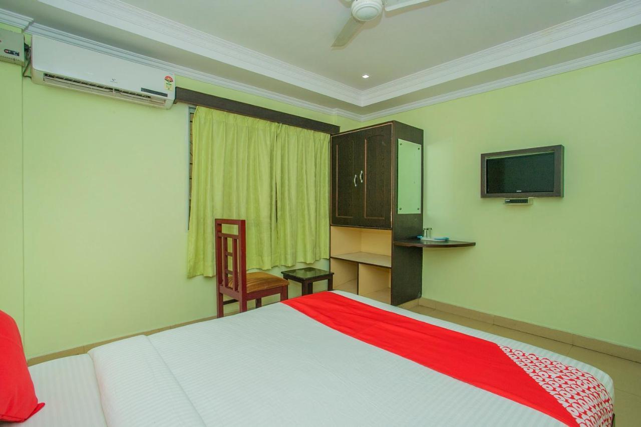 Oyo 25121 Bns Lodge Bangalore Dış mekan fotoğraf