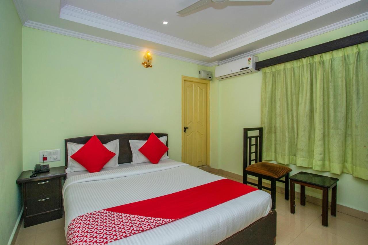 Oyo 25121 Bns Lodge Bangalore Dış mekan fotoğraf
