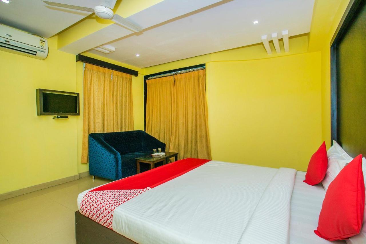 Oyo 25121 Bns Lodge Bangalore Dış mekan fotoğraf