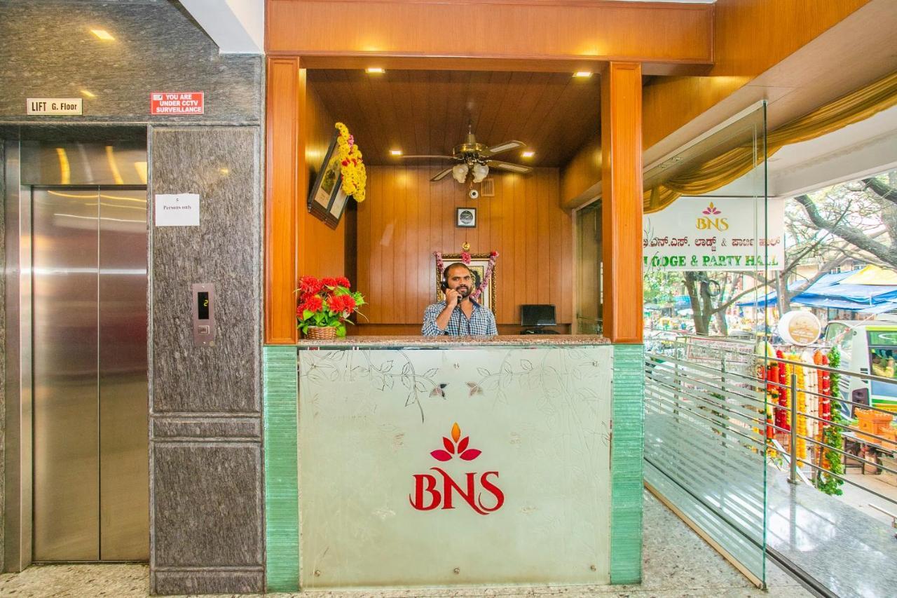 Oyo 25121 Bns Lodge Bangalore Dış mekan fotoğraf