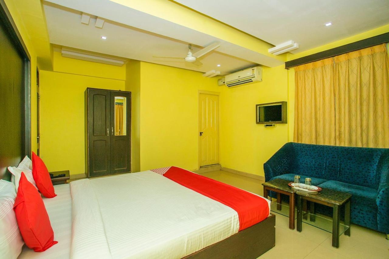 Oyo 25121 Bns Lodge Bangalore Dış mekan fotoğraf