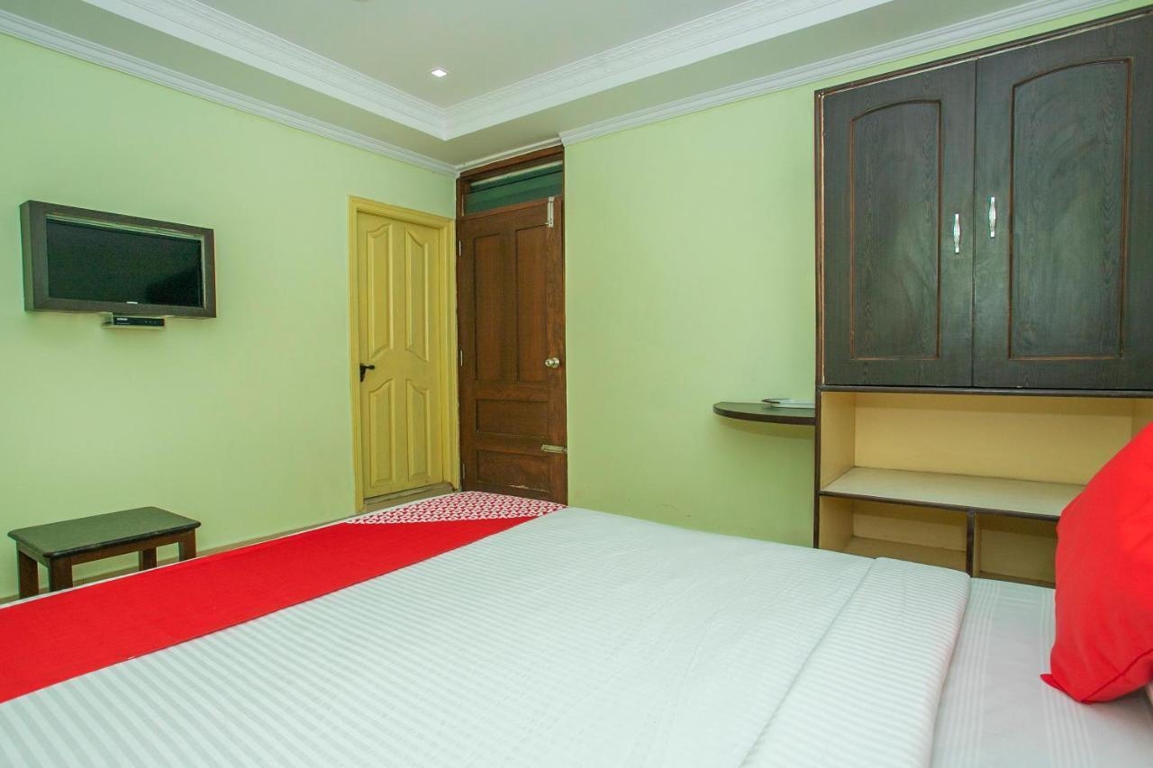 Oyo 25121 Bns Lodge Bangalore Dış mekan fotoğraf