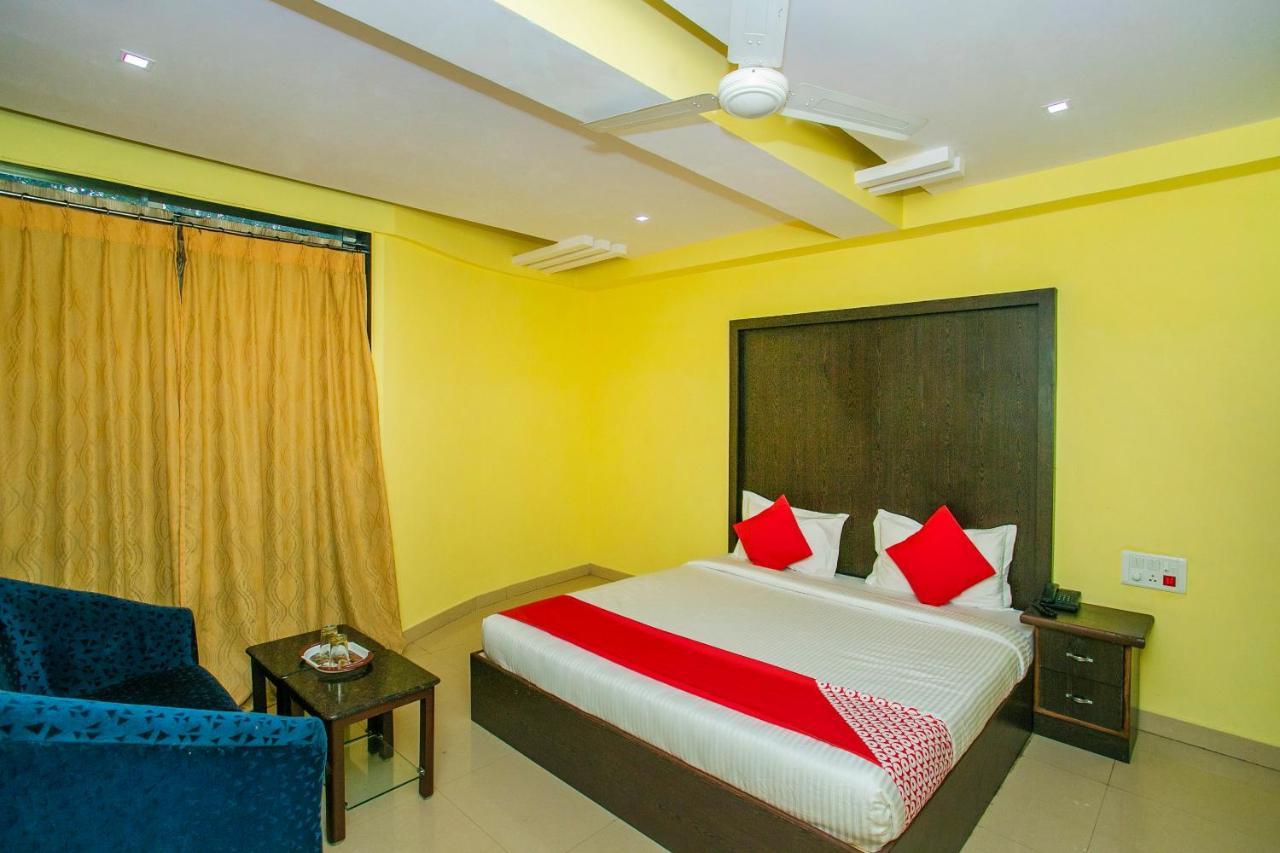 Oyo 25121 Bns Lodge Bangalore Dış mekan fotoğraf